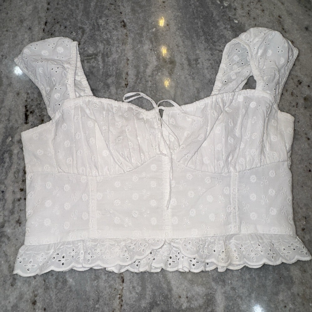 Hollister Size M Crop Top Ruffle Sleeve Stretch White Eyelet Y2K Sweetheart